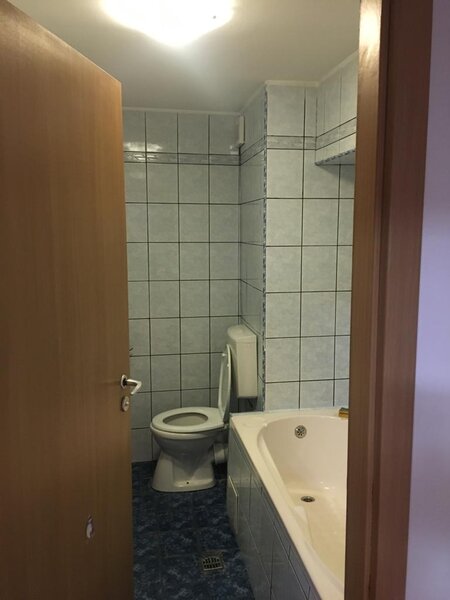 Unirii, ultracentral.